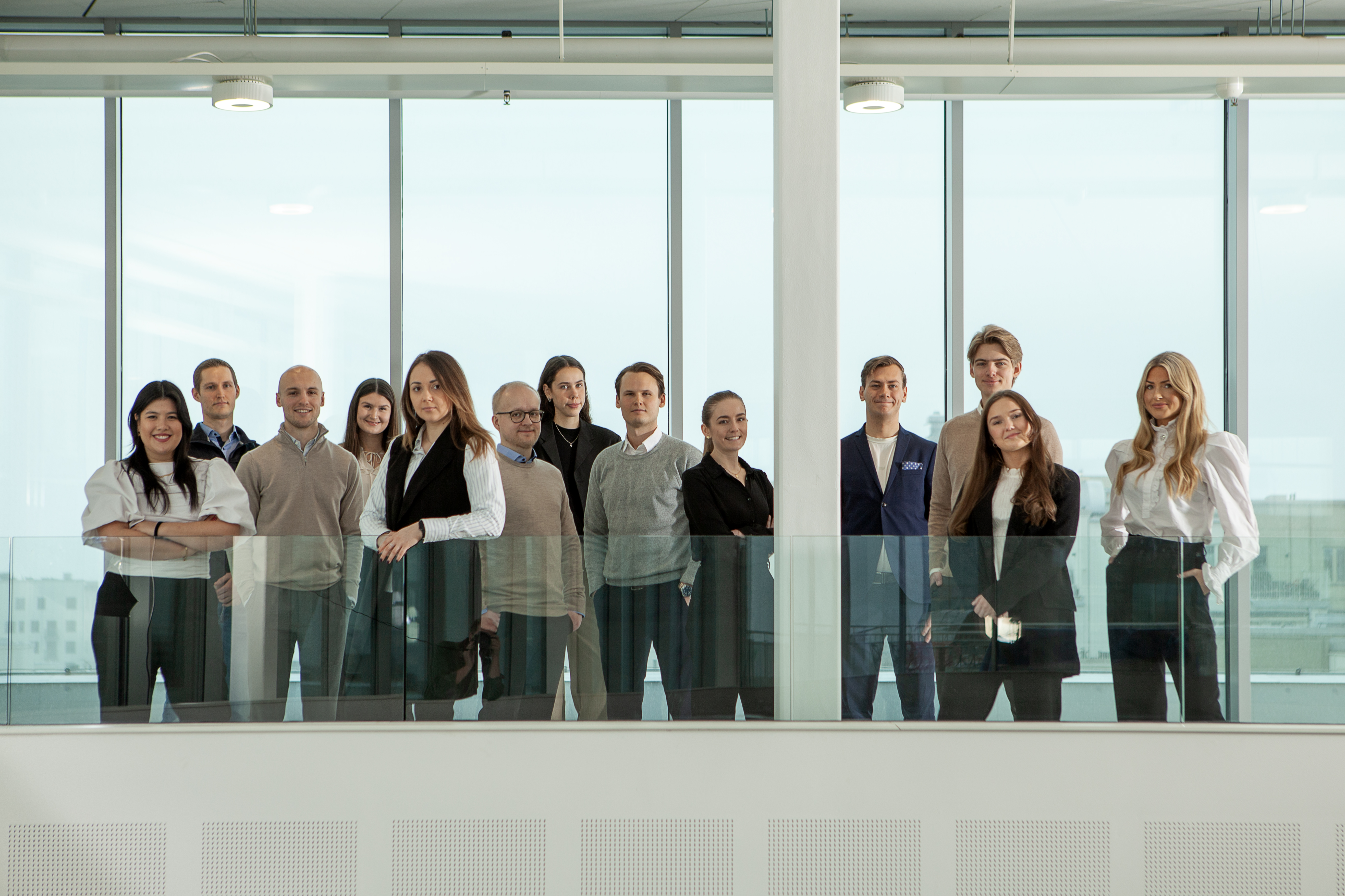 Ett år av MEKO Talent Program – tre trainees ser tillbaka på första tiden och diskuterar framtida karriärmöjligheter: ”Otroligt lärorikt och givande”