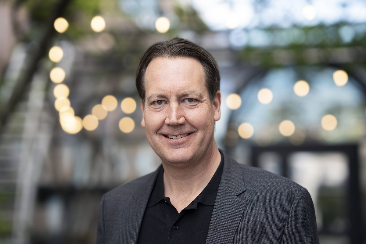 Joakim driver affärsutveckling med IT – och har en passion för förändring 